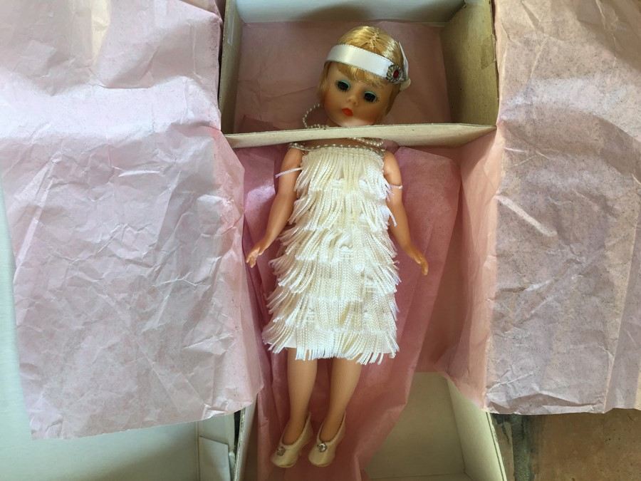 HUGE Vintage Madame Alexander Doll Collection in Original Boxes - 40 Dolls! [Photo 78]