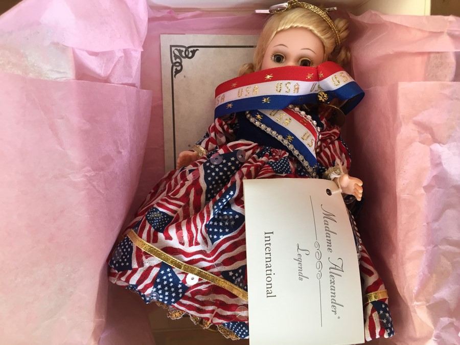 HUGE Vintage Madame Alexander Doll Collection in Original Boxes - 40 Dolls! [Photo 84]