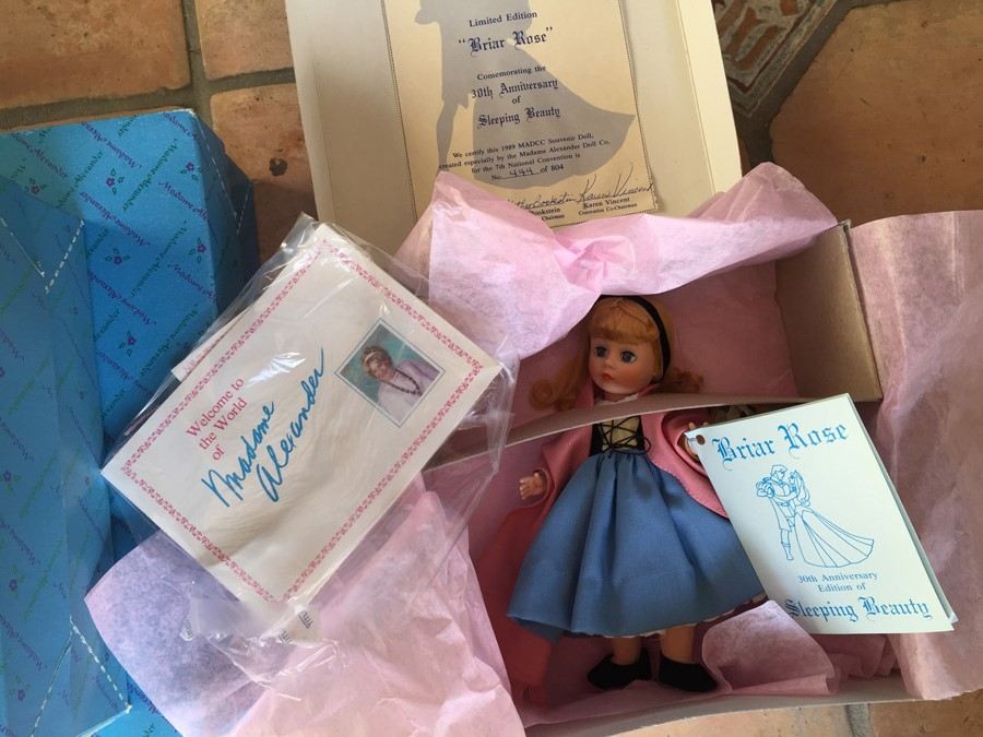 HUGE Vintage Madame Alexander Doll Collection in Original Boxes - 40 Dolls! [Photo 80]