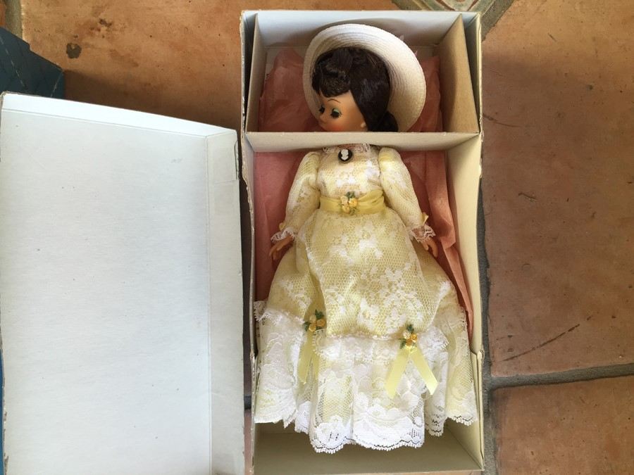 HUGE Vintage Madame Alexander Doll Collection in Original Boxes - 40 Dolls! [Photo 75]