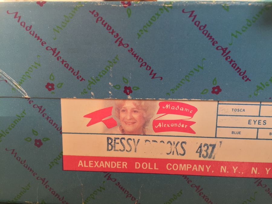 HUGE Vintage Madame Alexander Doll Collection in Original Boxes - 40 Dolls! [Photo 11]