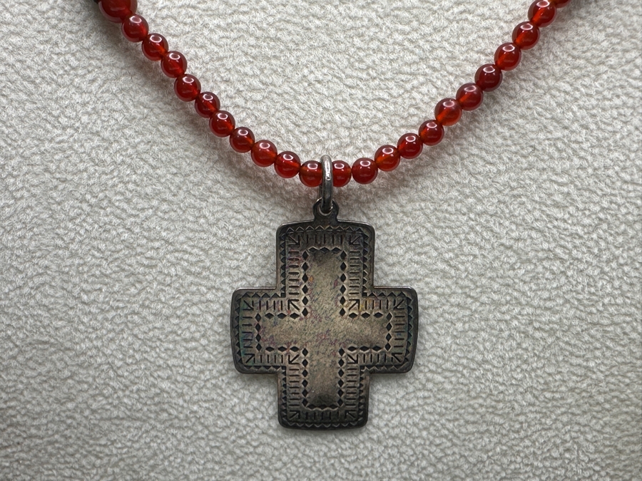 18' Necklace With Sterling Silver Pendant [Photo 2]