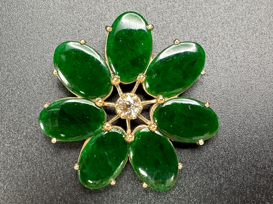 14k Gold Pin Brooch Set With (7) Oval Flat Cabochon Dyed Green Jade And (1) 4mm Brilliant Round Diamond Est. .25ct I-J Color, SI2 Clarity 1.75'W 11g Retails $3,120 [Photo 7]