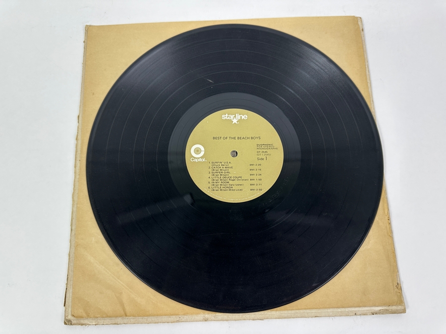Best Of The Beach Boys Vinyl Record [Photo 3]