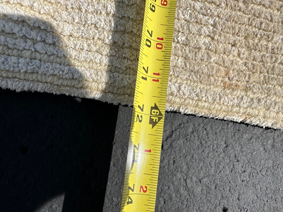 Wool Area Rug 49' X 72' [Photo 5]