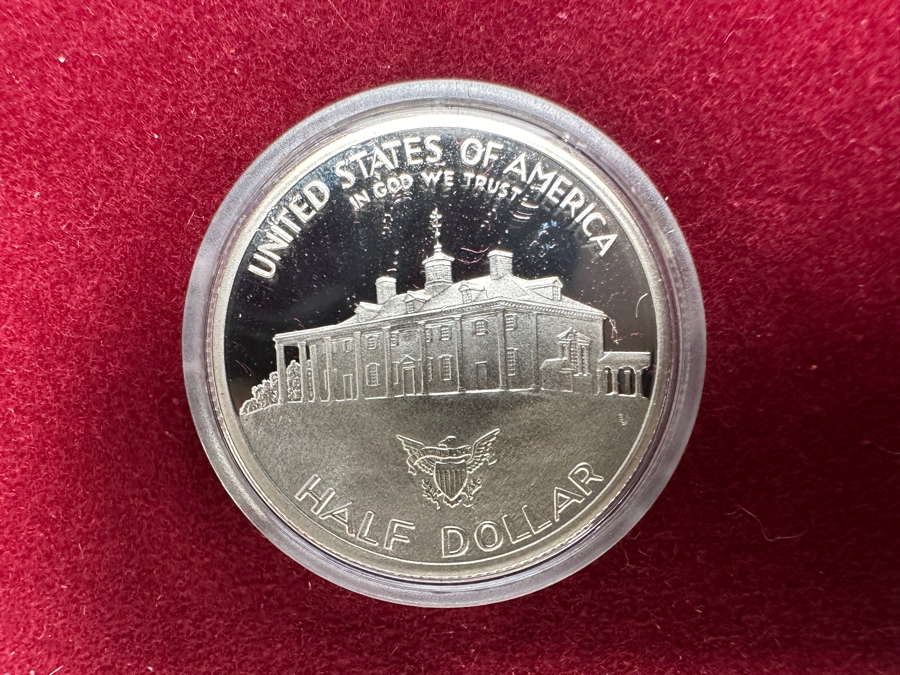 Proof 1982 George Washington Silver Commemorative Half-Dollar Coin .900 Silver [Photo 4]