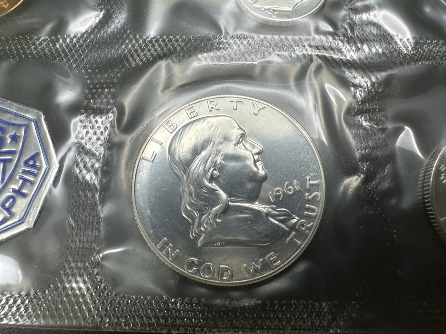 Vintage 1961 US Mint Philadelphia Proof Coin Set [Photo 3]