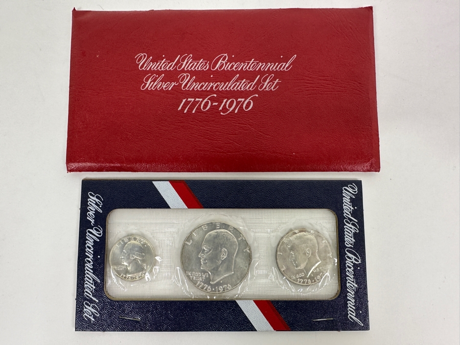 Vintage United States Bicentennial Silver Uncirculated Set 1776-1976 [Photo 2]