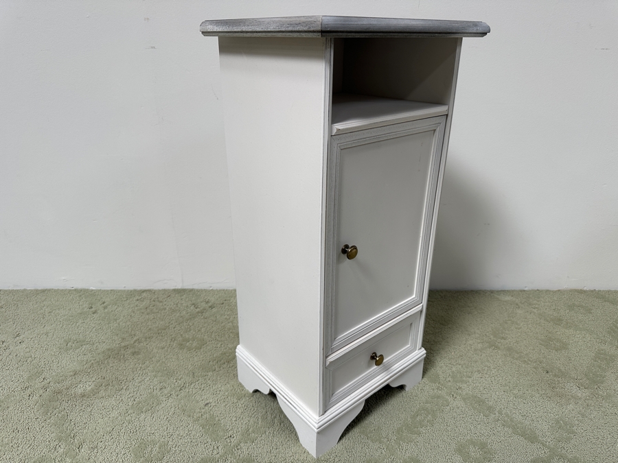 Domus Mobili Cabinet Made In Italy 14W X 12D X 29H [Photo 7]