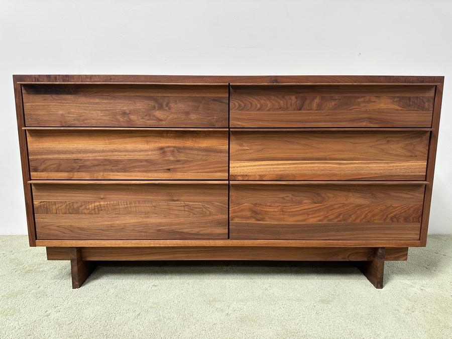 Room & Board Wooden 6-Drawer Chest Of Drawers Dresser 60W X 21D X 32H [Photo 4]