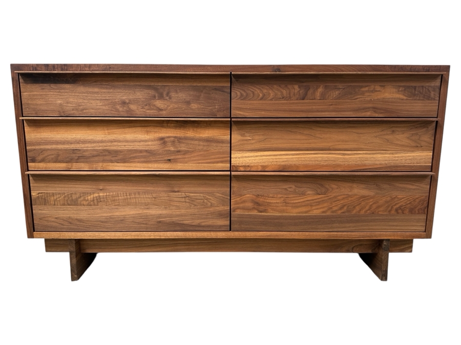 Room & Board Wooden 6-Drawer Chest Of Drawers Dresser 60W X 21D X 32H