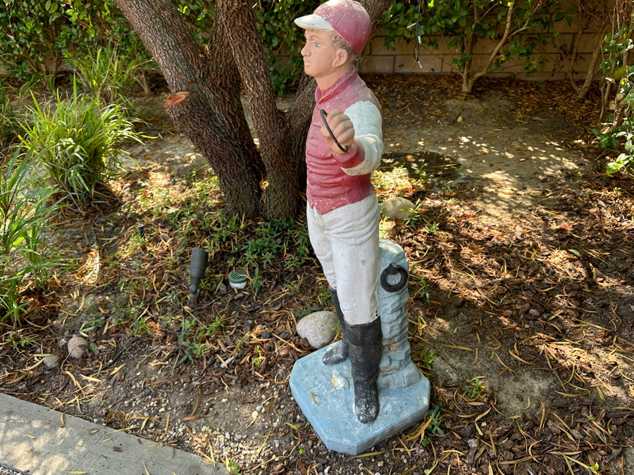 Vintage Painted Lawn Jockey Statue Garden Art 41.5H [Photo 3]