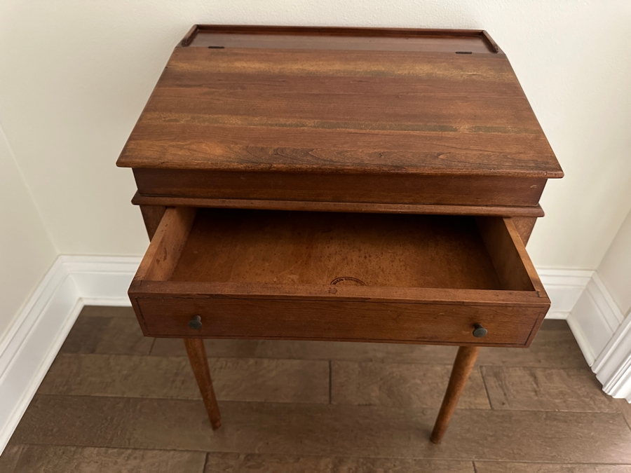 Vintage Slant Front Schoolmaster Teacher Desk Shaker Reproduction By Old Bennington Woodcrafters 22.5W X 17D X 32H [Photo 4]