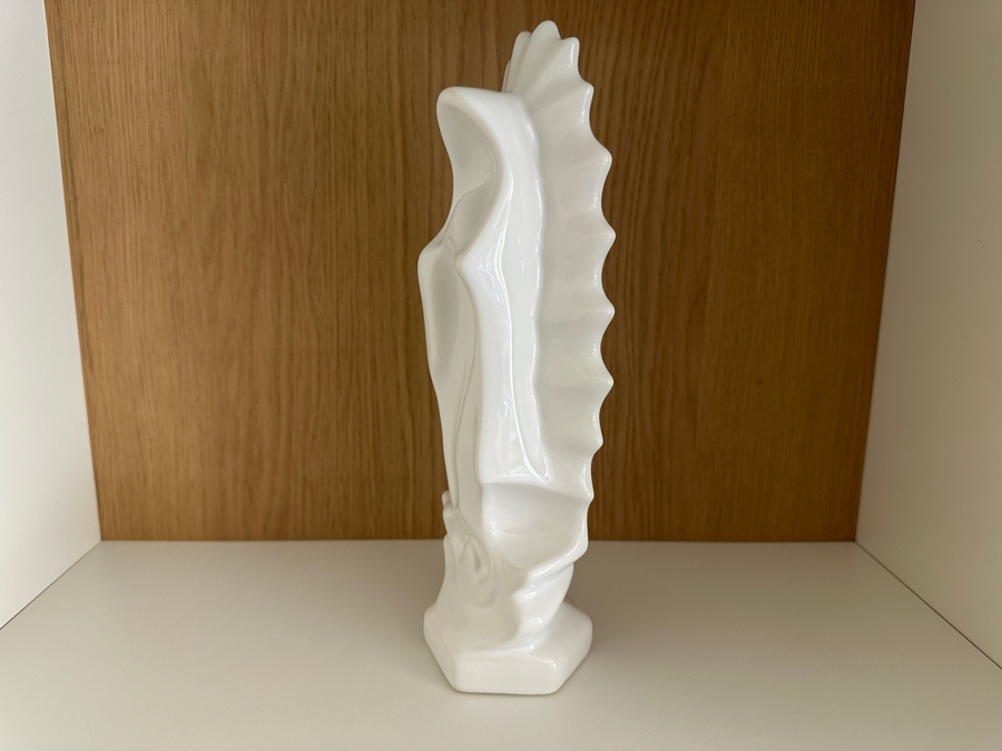 Just Added - Virgin Mary Statue 12H [Photo 4]