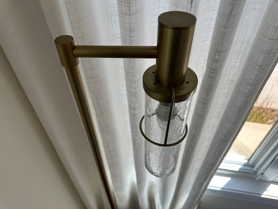 Pottery Barn Floor Lamp [Photo 4]