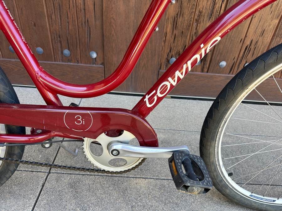 Electra Townie 3i Light 6061 Aluminum Beach Cruiser Bicycle [Photo 3]