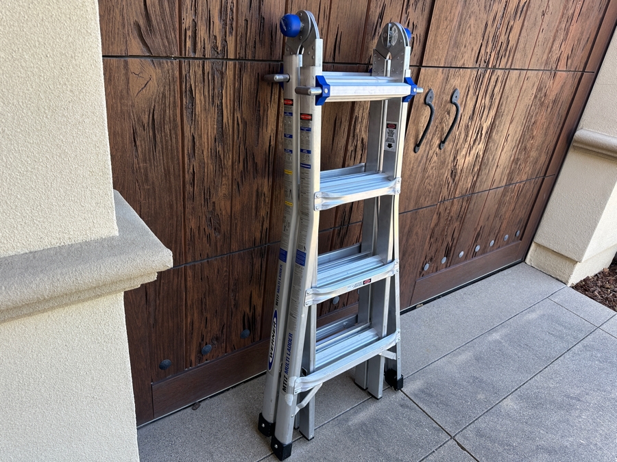 Werner MT17 Multi Ladder [Photo 2]