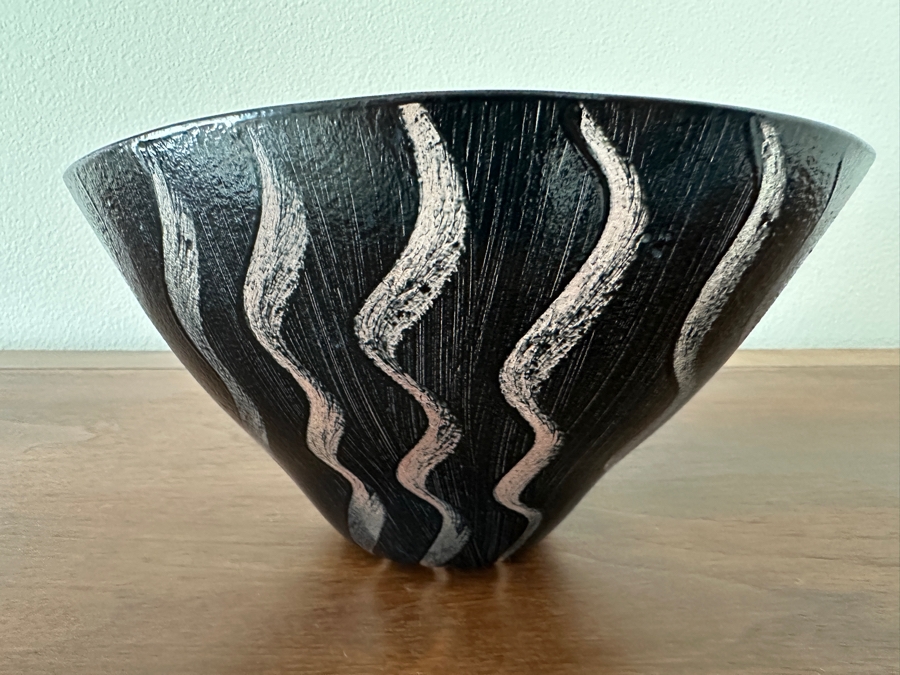 Kosta Boda Tonga Art Glass Bowl [Photo 5]