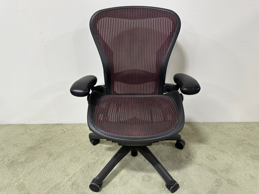 Just Added - Herman Miller Aeron Chair Retails $999 [Photo 2]