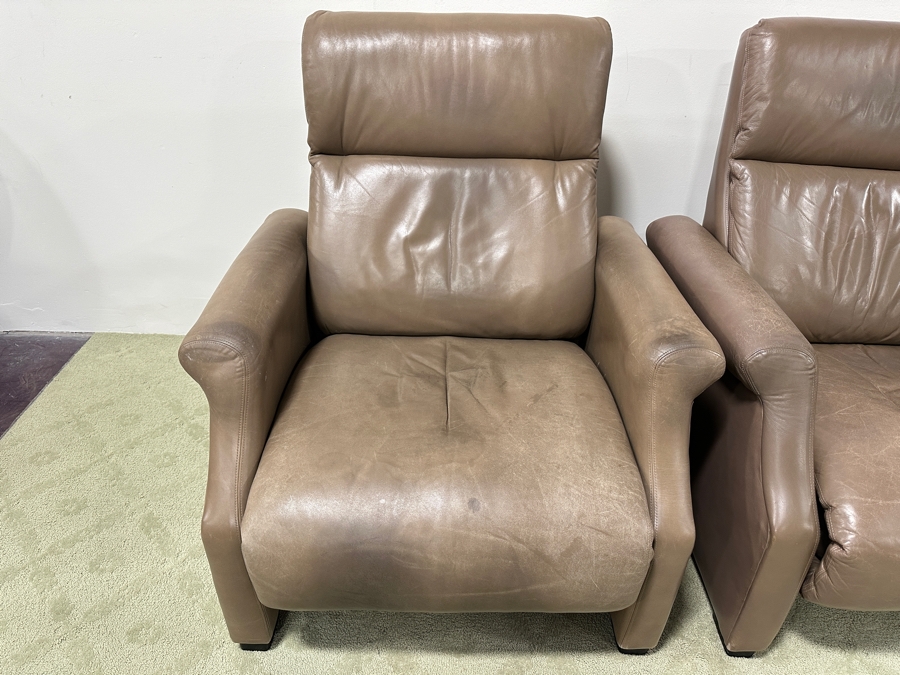 Just Added - Pair Of Thayer Coggin Leather Recliner Chairs 35W X 36D X 38H [Photo 5]