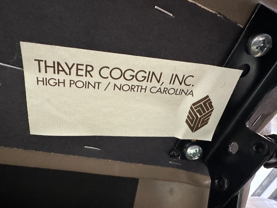 Just Added - Pair Of Thayer Coggin Leather Recliner Chairs 35W X 36D X 38H [Photo 10]