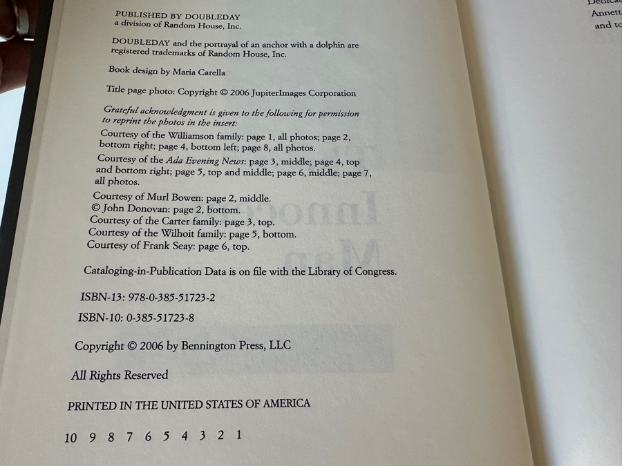 Just Added - Hardcover Book Lot Featuring First Edition Books By John Grisham [Photo 4]