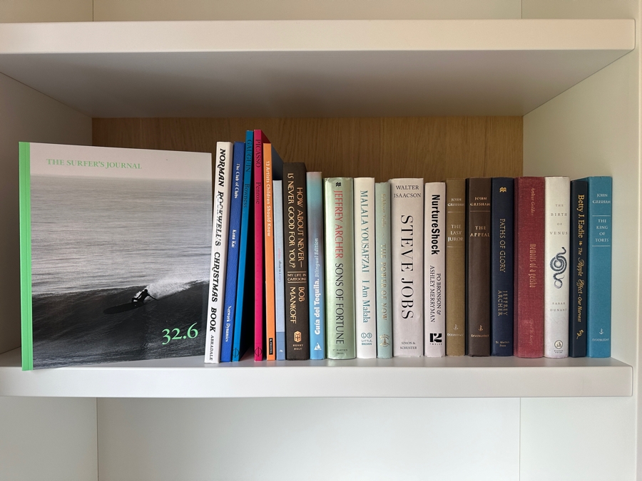 Just Added - Hardcover Book Lot Featuring First Edition Books By John Grisham [Photo 2]