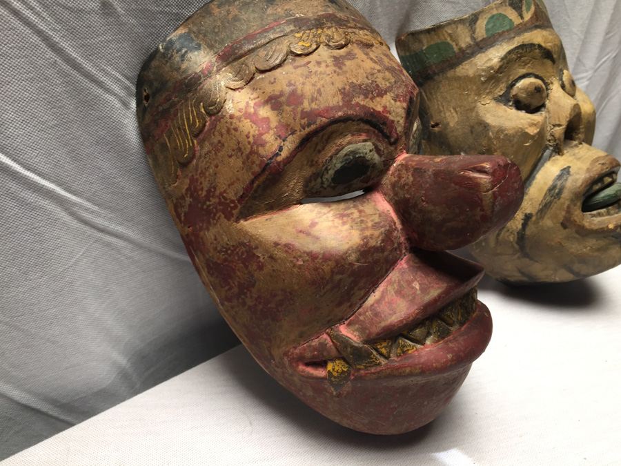 Pair of Vintage Bali Masks [Photo 5]
