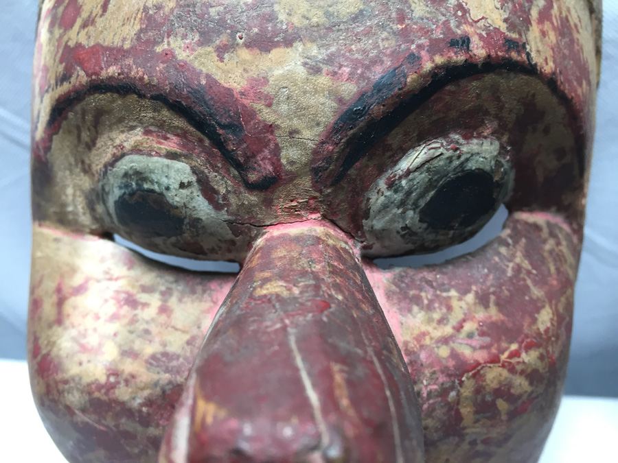 Pair of Vintage Bali Masks [Photo 9]