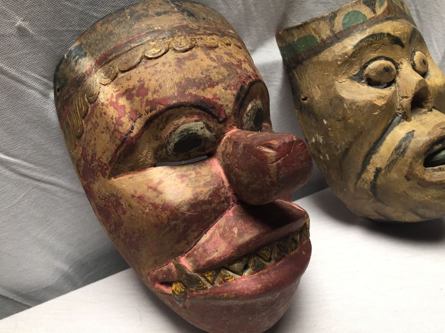 Pair of Vintage Bali Masks [Photo 2]