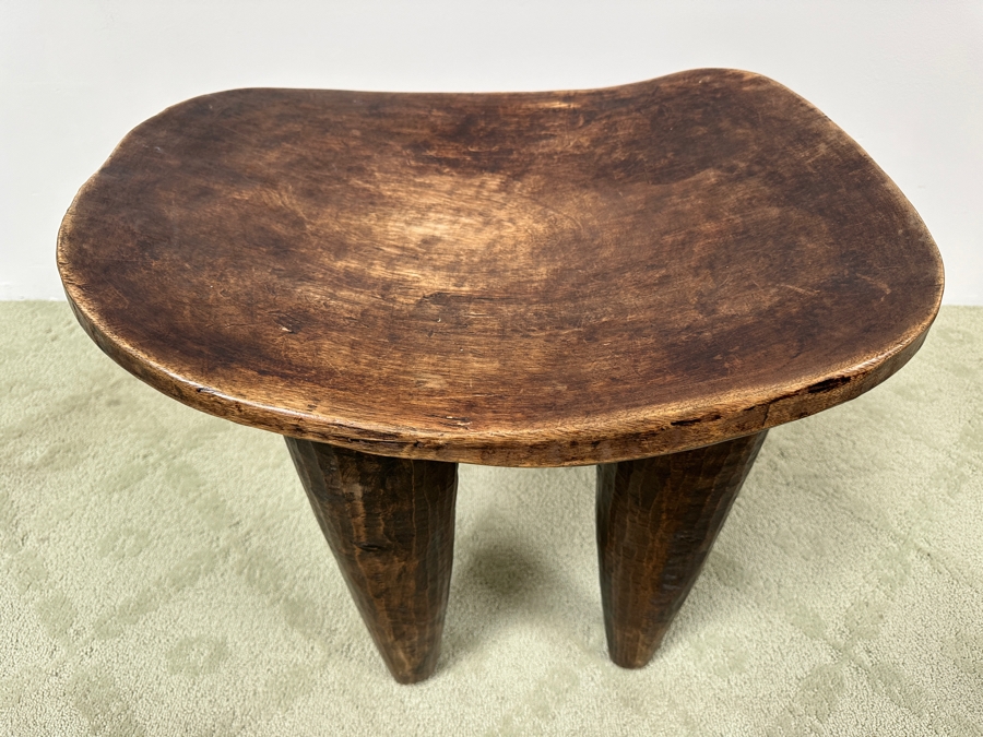 Just Added - Large Vintage Hand Carved One-Piece African Senufo Stool 25'W X 22.5'D X 22'H Estimate $1,000 [Photo 4]