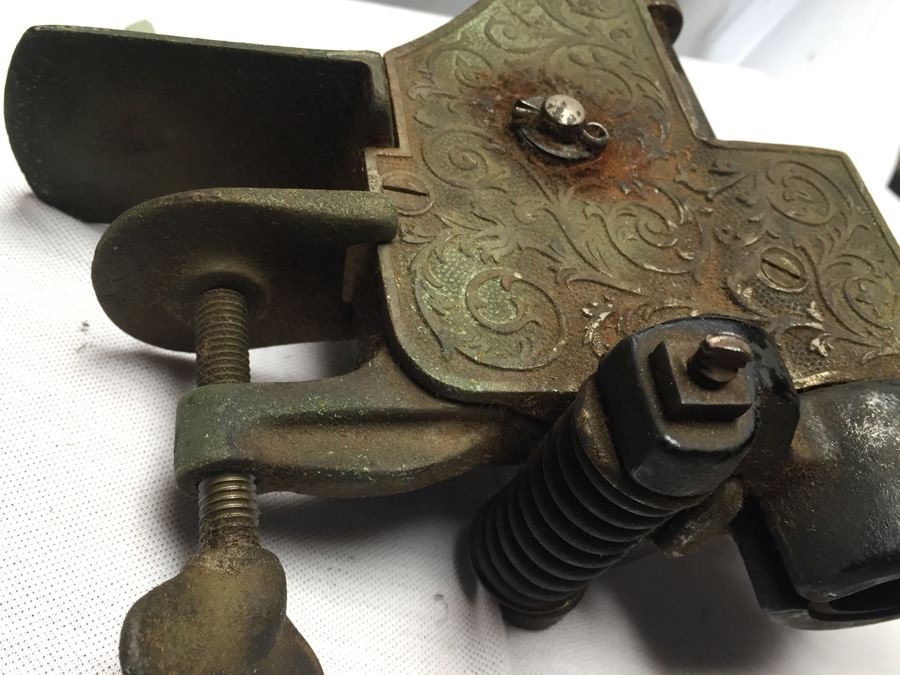 Vintage Yankee Corkscrew Press Collectible - Needs a Good Cleaning [Photo 3]