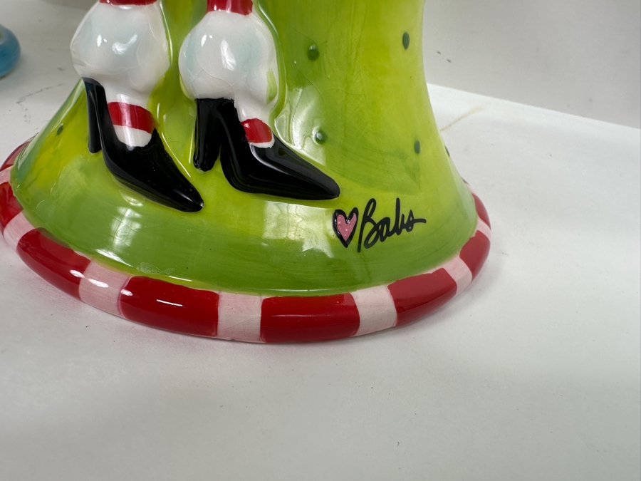 Just Added - Pair Of Babs Cake Stands 9.5'H & 11'H [Photo 6]