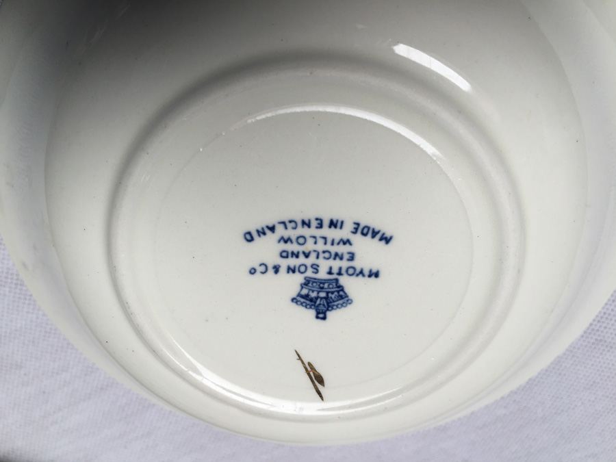 Vintage Myott Son & Co Blue Willow England China Collectible Set [Photo 18]