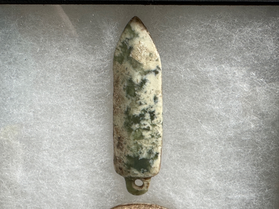 Nicely Displayed Collection Of Carved Stone Jade Items 17 X 14 [Photo 9]