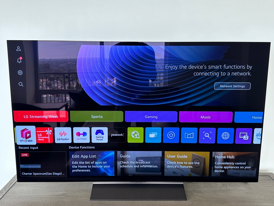 LG 2024 55' OLED Evo 55C4 4K Smart TV With Original Box [Photo 2]