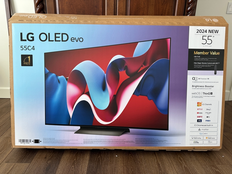 LG 2024 55' OLED Evo 55C4 4K Smart TV With Original Box [Photo 10]