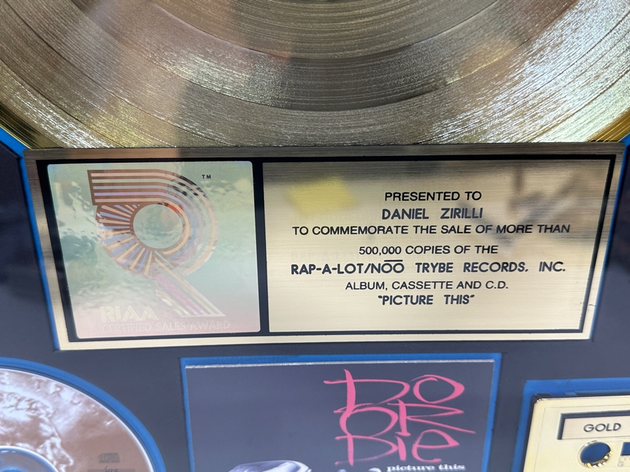 Framed Gold Record Do Or Die Po Pimp Gold Sales Award Presented To Daniel Zirilli To Commemorate The Sale Of 500,000 Copies Of The Rap-A-Lot/Noo Trybe Records 'Picture This' Framed 17 X 21 [Photo 4]