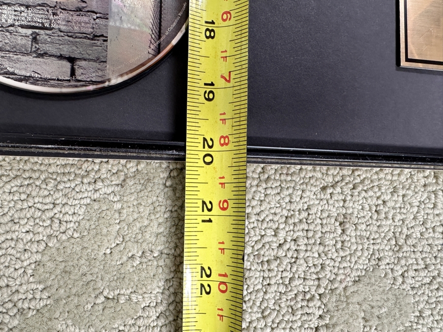 Gold Sales Award Presented To Pop Art Films For Selling Over 500,000 Copies Of Outburst/Ral/Chaos Records Domino Getto Jam Pair Of Gold Albums 32 X 20 [Photo 11]