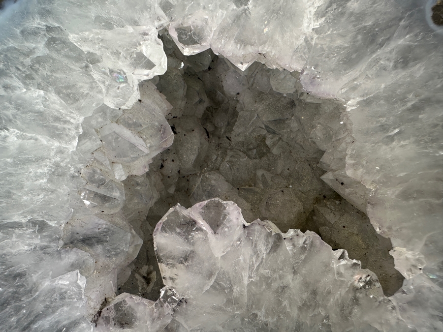 Large Polished Geode Half 7W [Photo 3]