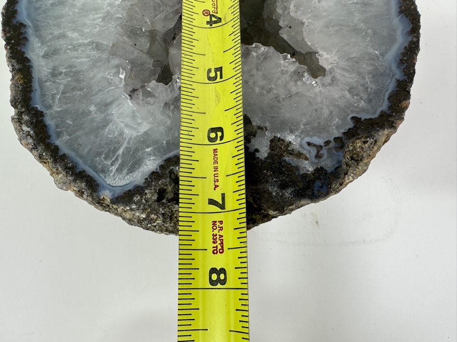 Large Polished Geode Half 7W [Photo 12]