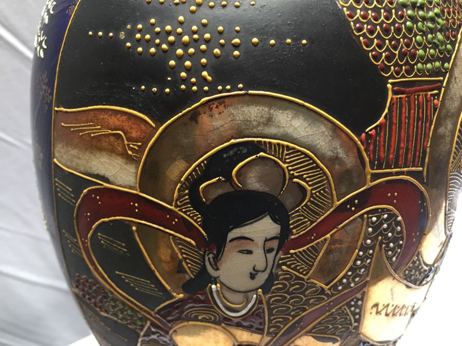 Japanese Pottery Vase Made Into Table Lamp [Photo 13]