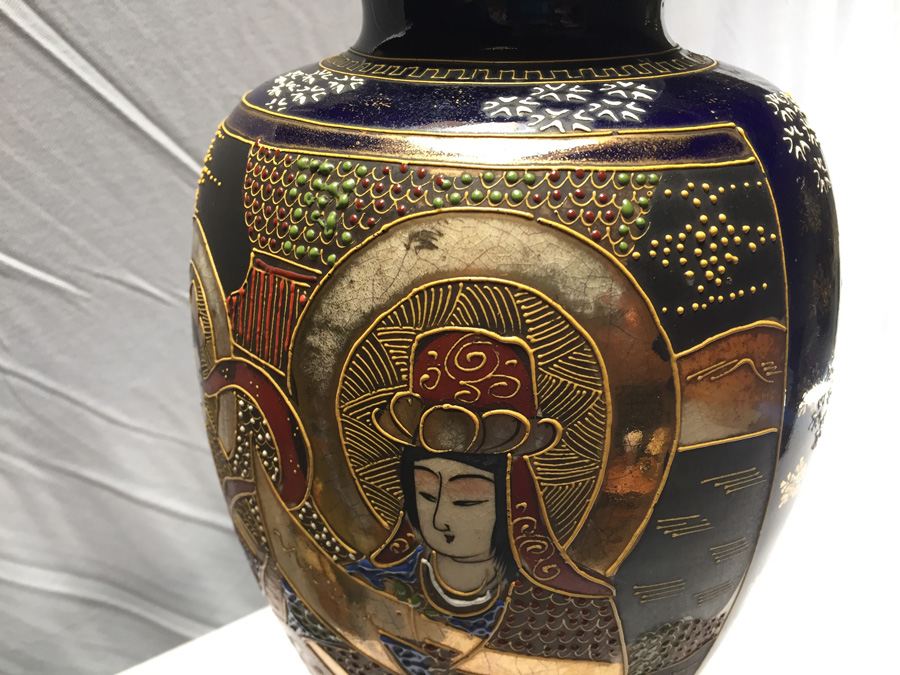 Japanese Pottery Vase Made Into Table Lamp [Photo 10]