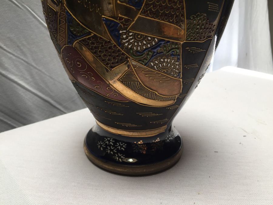 Japanese Pottery Vase Made Into Table Lamp [Photo 12]