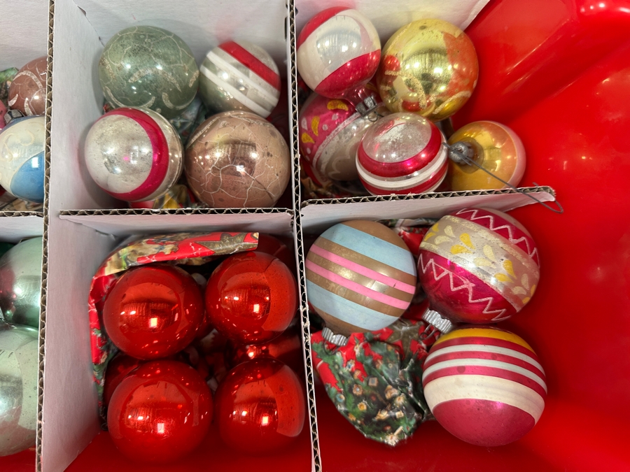 Vintage Glass Christmas Ornaments [Photo 4]
