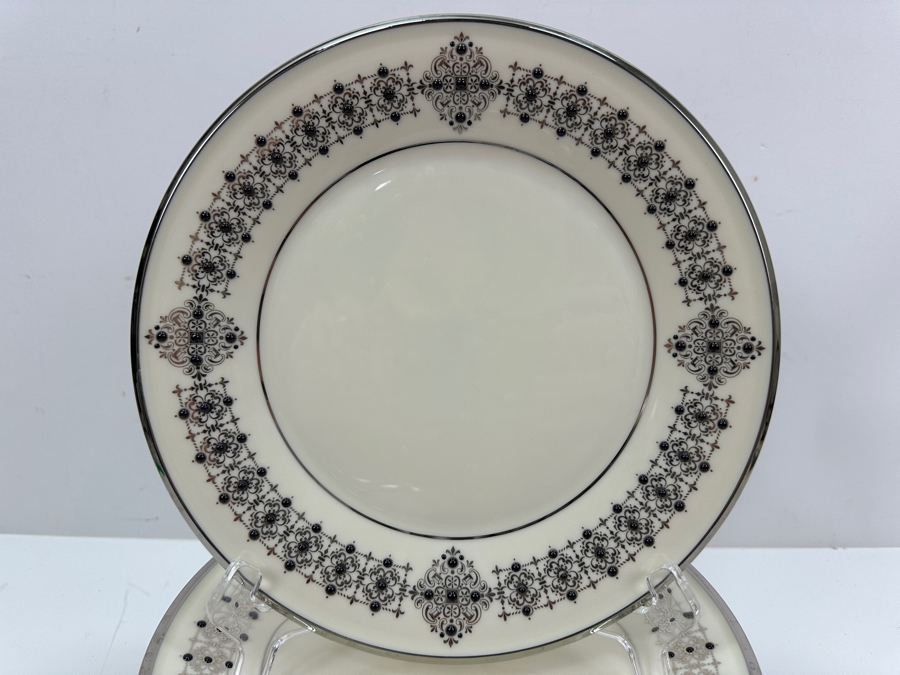 (12) Lenox Solitaire Dimension Collection 9 3/8'W Porcelain Plates Retails $600 [Photo 2]