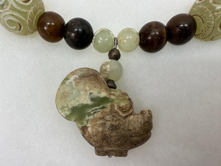 Vintage Chinese Carved Jade / Stone 28' Necklace And Vintage Chinese Carved Jade Seal [Photo 2]