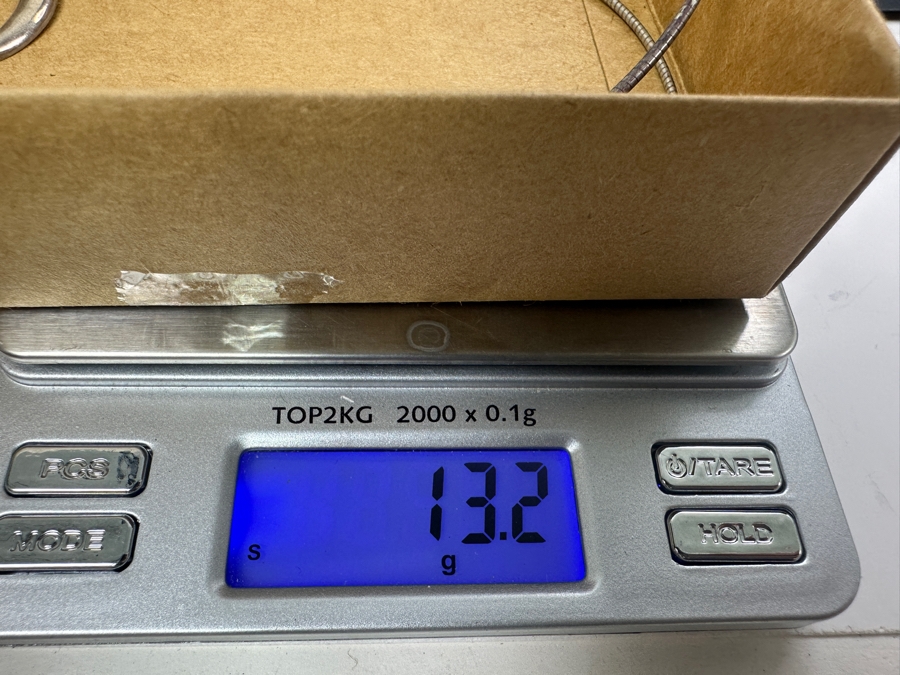 Sterling Silver 17' Italian Necklace With Sterling Silver Moon Pendant 13.2g [Photo 7]