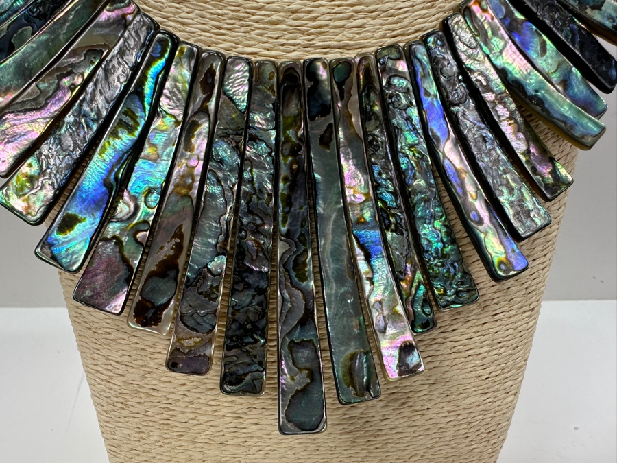 Abalone Shell Statement Necklace [Photo 2]
