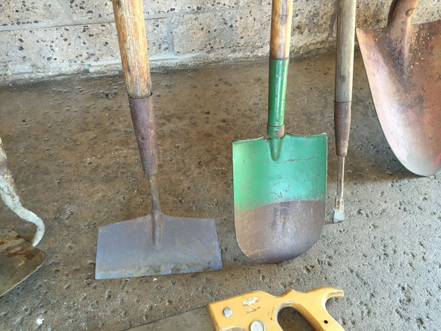 Lot of Vintage Tools Including Garden Tools [Photo 12]